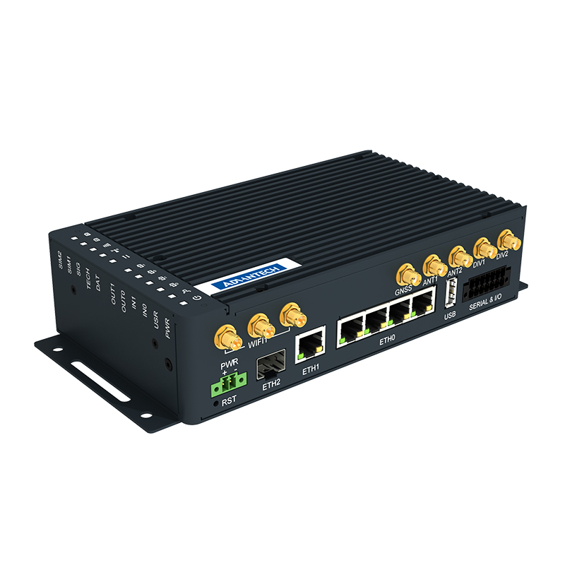 New industrial routers - Advantech ICR-4453
