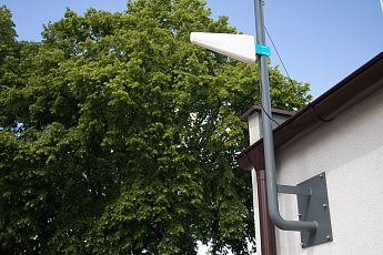 Antenna LTE Pole Mount XL7025, 698-2700 MHz, 15 dBi, SMA(m), RG58U/5m