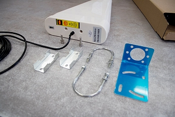 Antenna LTE Pole Mount XL7025, 698-2700 MHz, 15 dBi, SMA(m), RG58U/10m