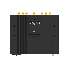 Router Robustel 5G R5030-B, montaż